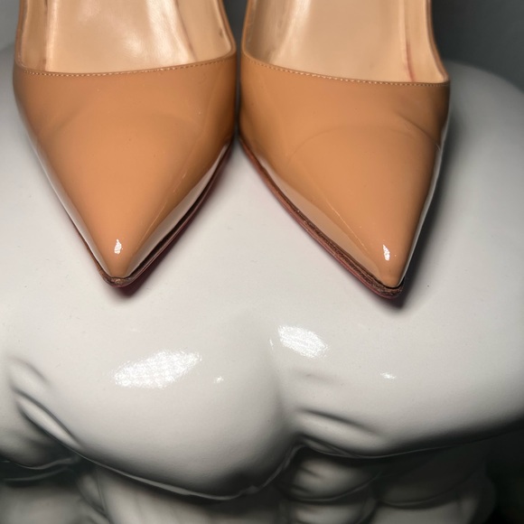 Christian Louboutin So Kate Patent Pointed Toe Pumps - Picture 6 of 15